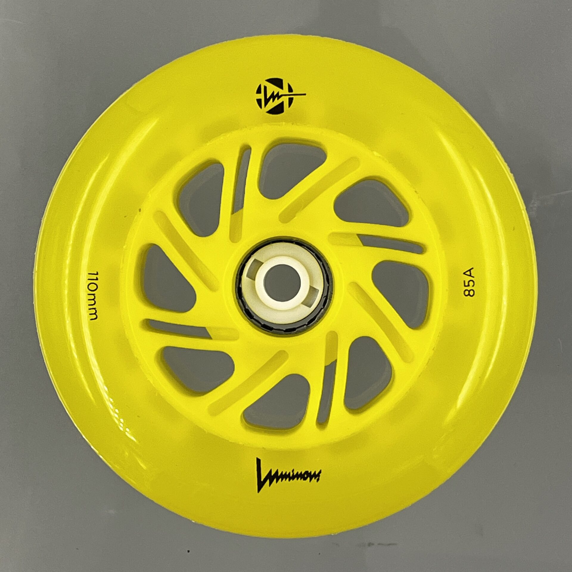 Luminous-LED Wheels Canary Yellow 110mm/85A Luminous-LED Wheels Canary Yellow 110mm/85A